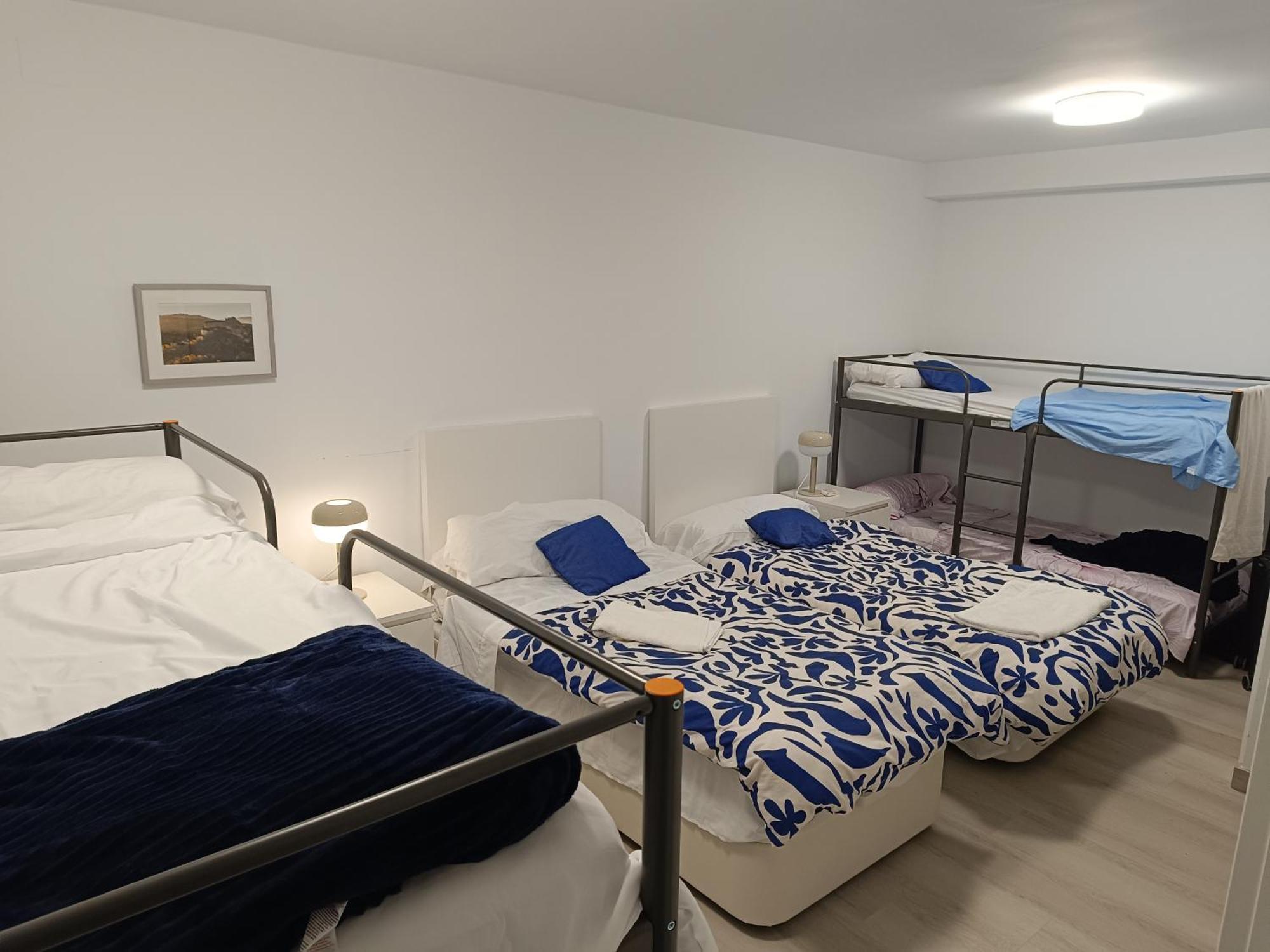 -Hostel Latimoamericano Masculino II مدريد المظهر الخارجي الصورة